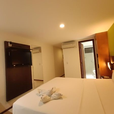 Suite Acolhedora Em Hotel Natal Bagian luar foto